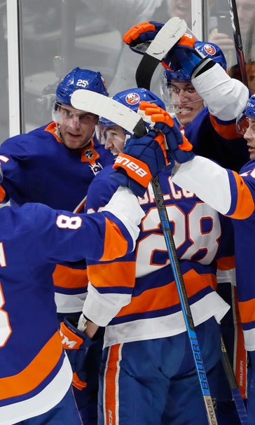 Varlamov, Lee lead Islanders to 1-0 win over Avalanche